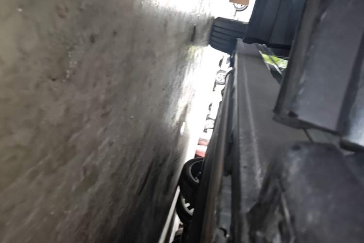 Used BYD Tang L 2025 DM 175KM Drone Player Edition Right Side Sill