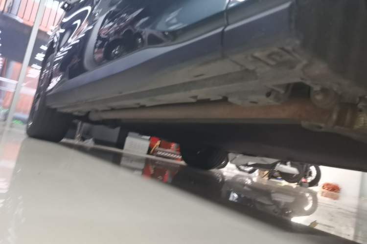 Used BYD Tang L 2025 DM 175KM Drone Player Edition Right Side Sill