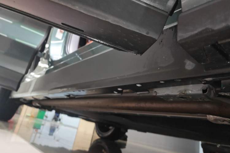 Used BYD Tang L 2025 DM 175KM Drone Player Edition Right Side Sill