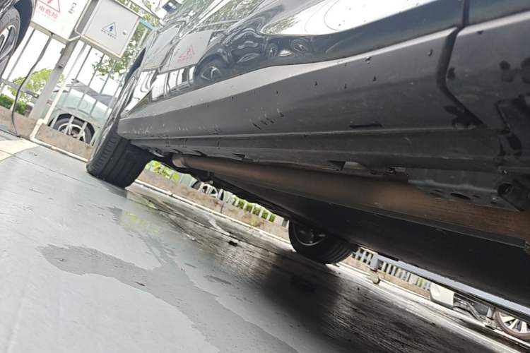 Used BYD Tang L 2025 DM 175KM Drone Player Edition Right Side Sill