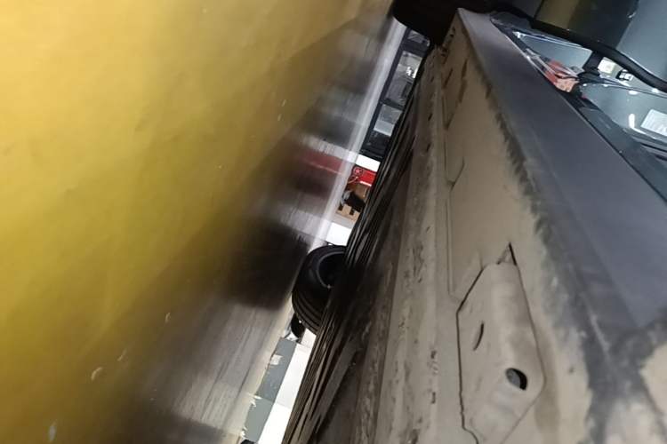 Used BYD Tang L 2025 EV with 670 km Range LiDAR and Premium Features Right Side Sill