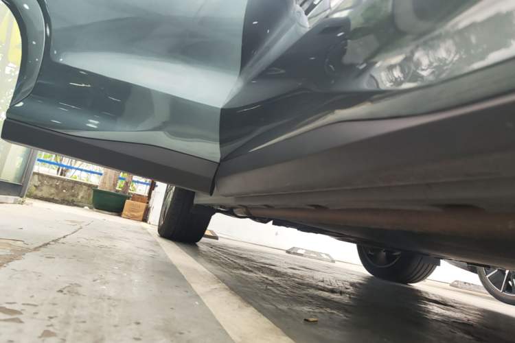 Used BYD Tang L 2025 DM 175KM Drone Player Edition Right Side Sill
