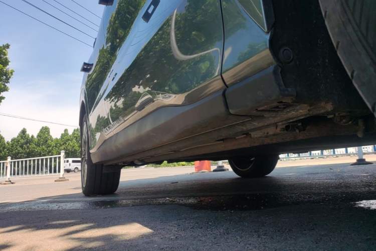 Used BYD Tang L 2025 DM 175KM Drone Player Edition Right Side Sill
