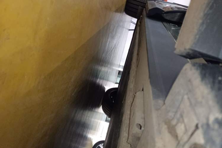 Used BYD Tang L 2025 EV 670KM LiDAR Flagship Version Right Side Sill