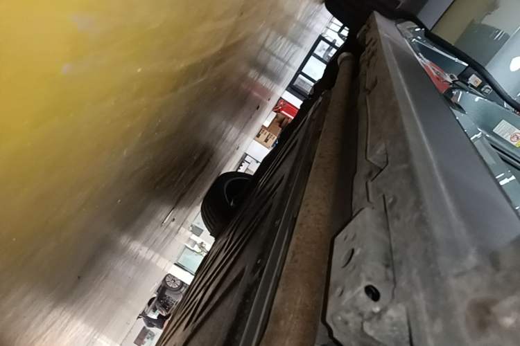 Used BYD Tang L 2025 DM 175KM Drone Player Edition Right Side Sill
