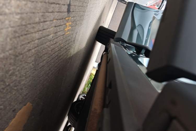 Used BYD Tang L 2025 DM 175KM Drone Player Edition Right Side Sill