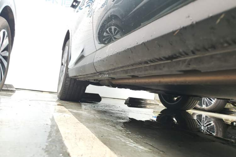 Used BYD Tang L 2025 DM 175KM Drone Player Edition Right Side Sill