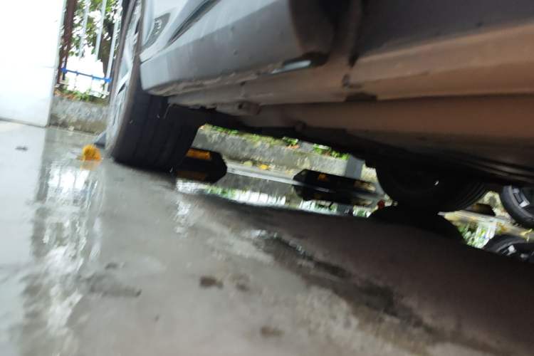 Used BYD Tang L 2025 DM 215KM LiDAR Flagship Model Right Side Sill