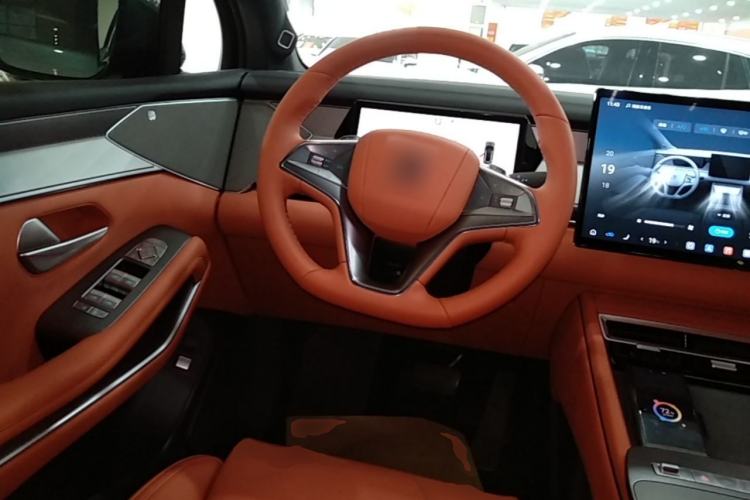 Used BYD Tang L 2025 DM 200KM Four-Wheel Drive LiDAR Flagship Model Steering Wheel