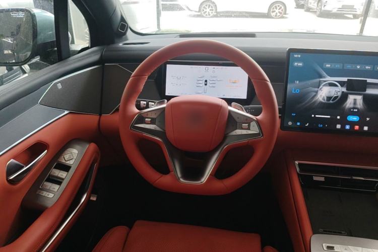 Used BYD Tang L 2025 DM 175KM Drone Player Edition Steering Wheel