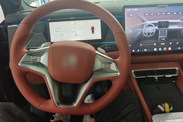 Used BYD Tang L 2025 DM 175KM Drone Player Edition Steering Wheel