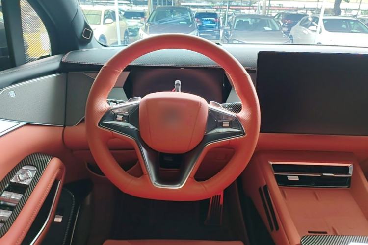 Used BYD Tang L 2025 DM 215KM LiDAR Flagship Model Steering Wheel