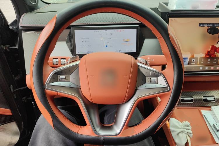 Used BYD Tang L 2025 DM 200KM Four-Wheel Drive LiDAR Flagship Model Steering Wheel