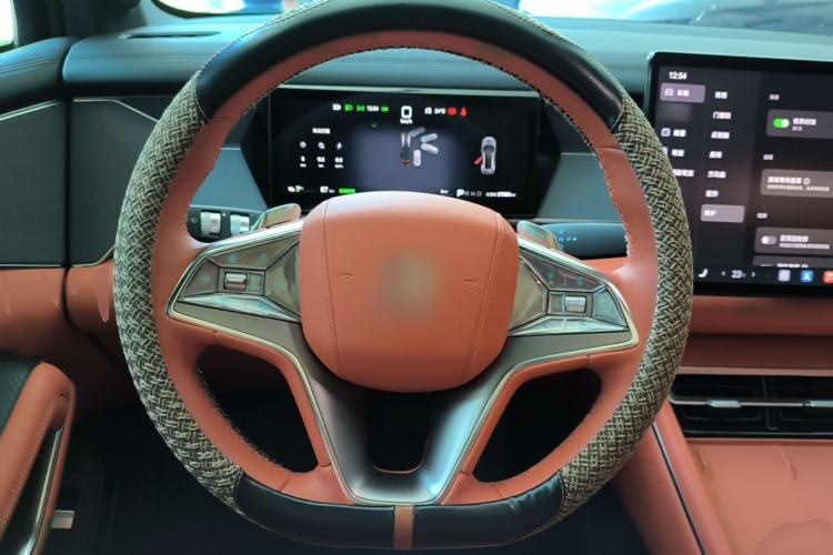 Used BYD Tang L 2025 EV 670KM LiDAR Flagship Version Steering Wheel