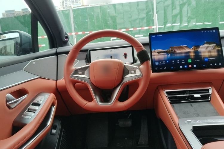 Used BYD Tang L 2025 EV 600KM All-Wheel-Drive LiDAR Flagship Model Steering Wheel