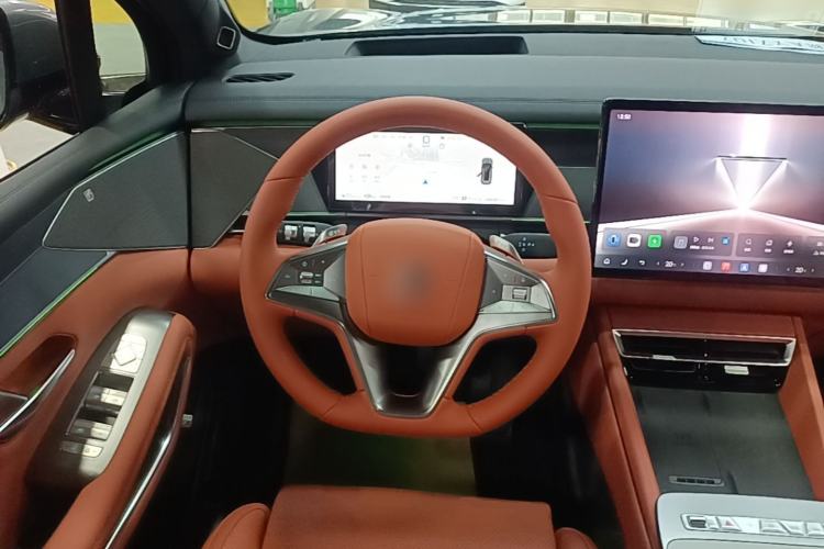 Used BYD Tang L 2025 EV 670KM LiDAR Flagship Version Steering Wheel