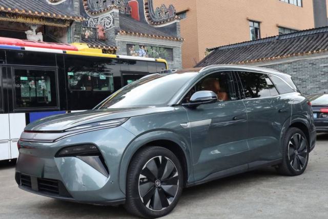 Ojetý BYD Tang L 2025 EV 600KM All-Wheel-Drive LiDAR Flagship Model