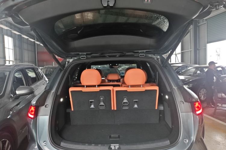 Used BYD Tang L 2025 DM 175KM Drone Player Edition Trunk