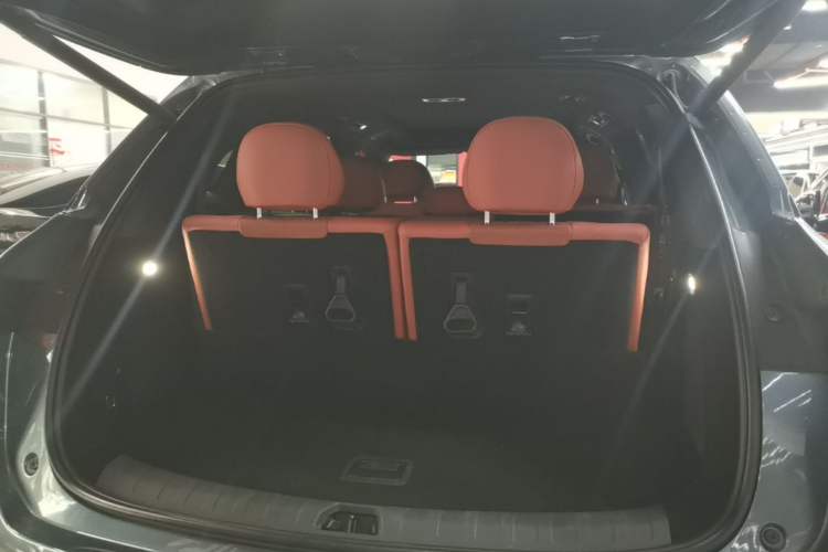 Used BYD Tang L 2025 DM 175KM Drone Player Edition Trunk