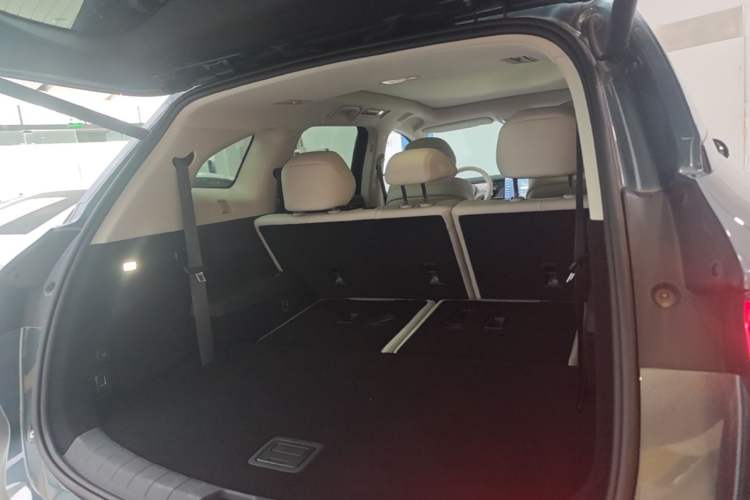 Used BYD Tang L 2025 DM 175KM Drone Player Edition Trunk