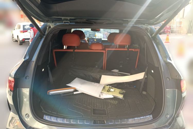 Used BYD Tang L 2025 EV 670KM LiDAR Flagship Version Trunk