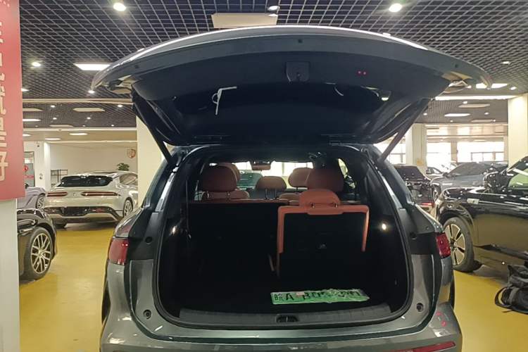 Used BYD Tang L 2025 EV with 670 km Range LiDAR and Premium Features Trunk