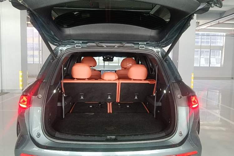 Used BYD Tang L 2025 DM 175KM Drone Player Edition Trunk
