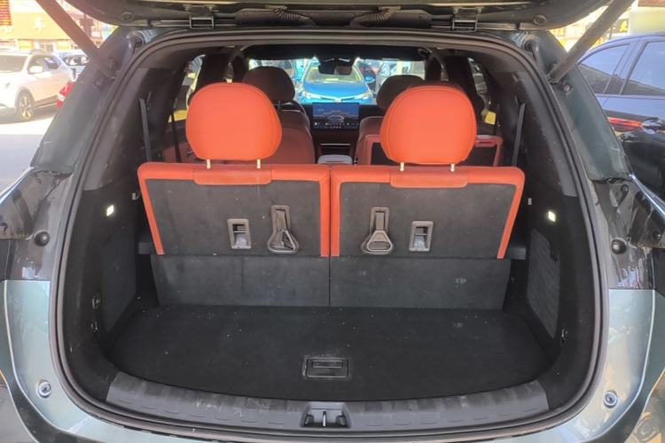 Used BYD Tang L 2025 DM 175KM Drone Player Edition Trunk