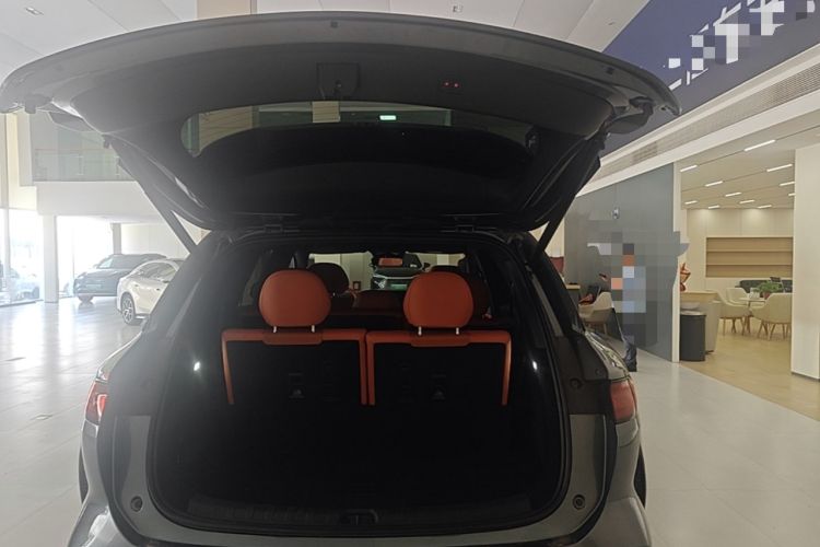 Used BYD Tang L 2025 DM 175KM Drone Player Edition Trunk