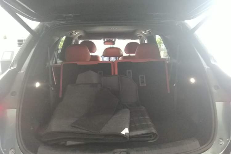 Used BYD Tang L 2025 DM 175KM Drone Player Edition Trunk