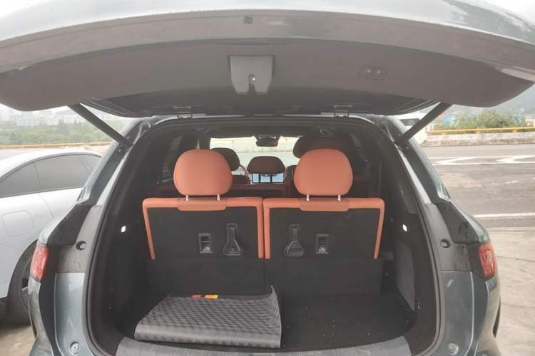 Used BYD Tang L 2025 EV 670KM LiDAR Flagship Version Trunk