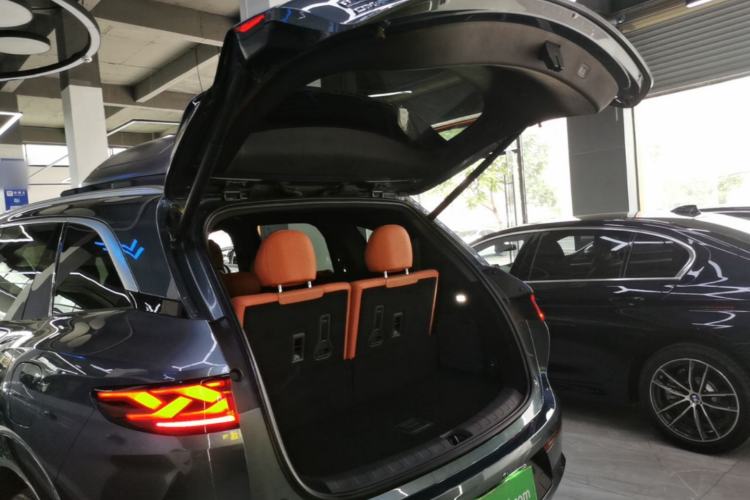 Used BYD Tang L 2025 DM 175KM Drone Player Edition Trunk