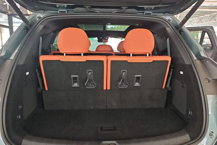 Used BYD Tang L 2025 DM 175KM Drone Player Edition Trunk