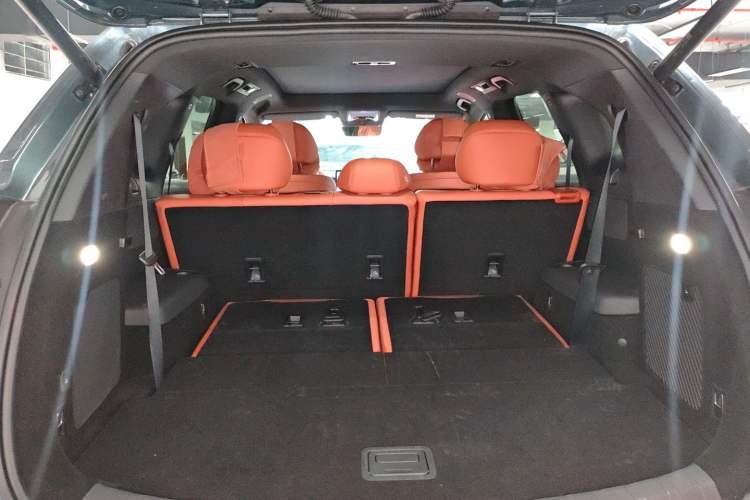 Used BYD Tang L 2025 DM 175KM Drone Player Edition Trunk