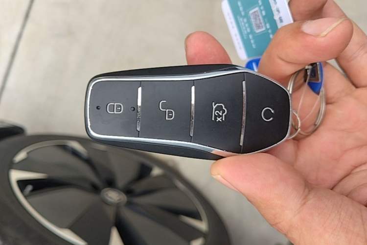 Used BYD Tang L 2025 DM 175KM Drone Player Edition Vehicle Key
