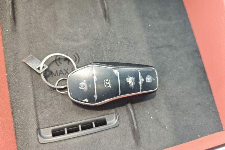 Used BYD Tang L 2025 DM 175KM Drone Player Edition Vehicle Key
