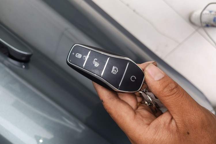 Used BYD Tang L 2025 DM 175KM Drone Player Edition Vehicle Key