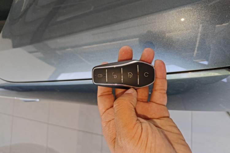 Used BYD Tang L 2025 DM 175KM Drone Player Edition Vehicle Key