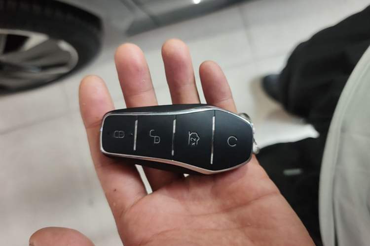 Used BYD Tang L 2025 DM 175KM Drone Player Edition Vehicle Key