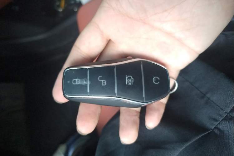 Used BYD Tang L 2025 DM 175KM Drone Player Edition Vehicle Key