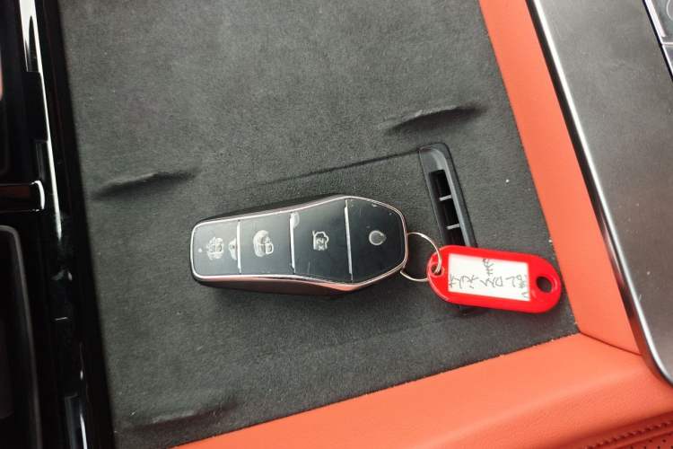 Used BYD Tang L 2025 DM 175KM Drone Player Edition Vehicle Key