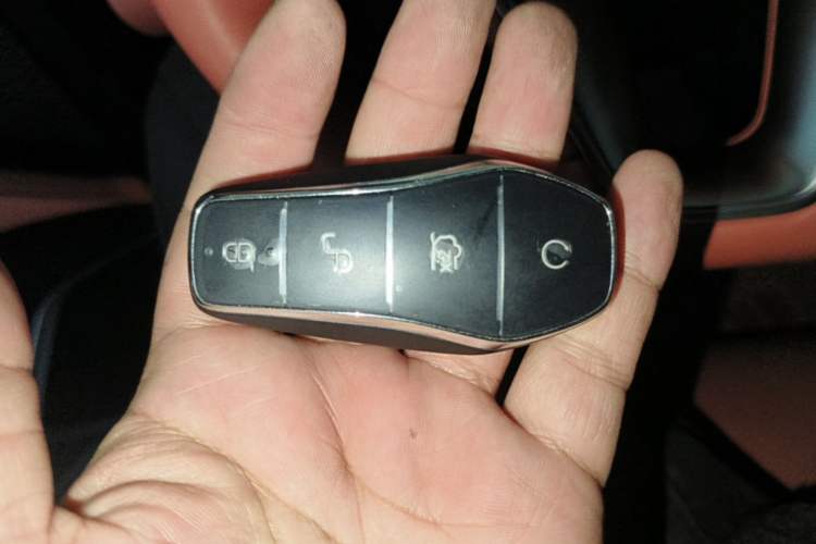 Used BYD Tang L 2025 DM 175KM Drone Player Edition Vehicle Key