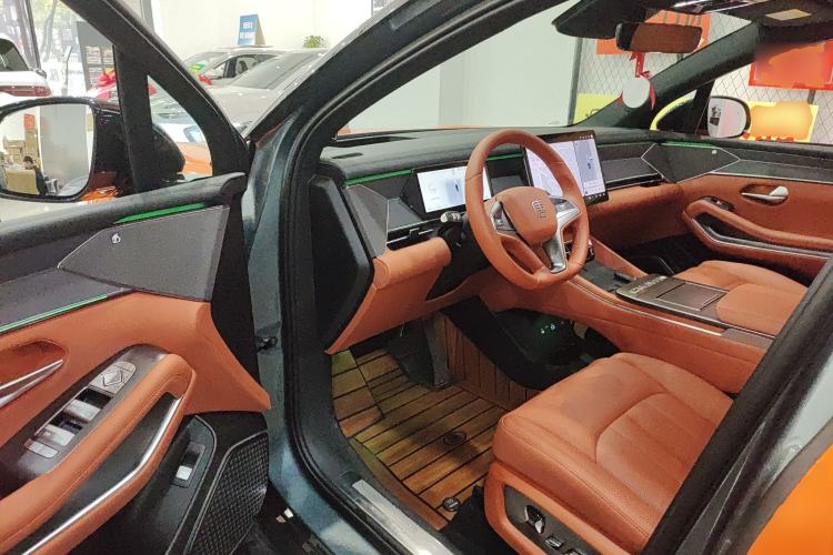 Used BYD Tang L 2025 EV 600KM All-Wheel-Drive LiDAR Flagship Model Driver Seat