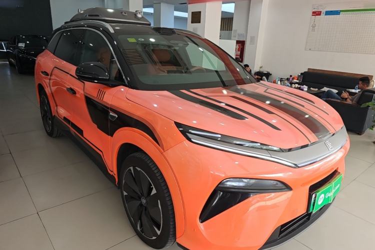 Used BYD Tang L 2025 DM 175KM Drone Player Edition Front Right 45 Deg