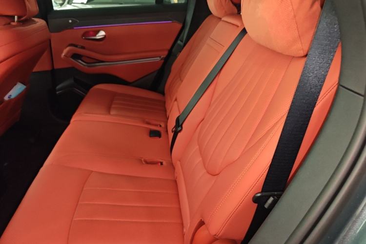Used BYD Tang L 2025 DM 175KM Drone Player Edition Left Rear Seat
