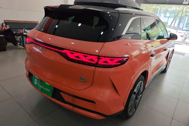 Used BYD Tang L 2025 DM 175KM Drone Player Edition Rear Right 45 Deg