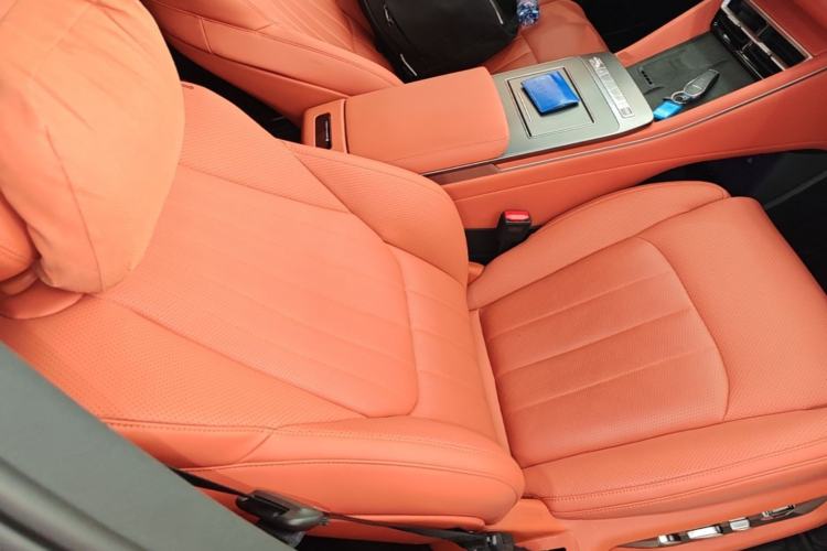 Used BYD Tang L 2025 DM 175KM Drone Player Edition Right Front Seat