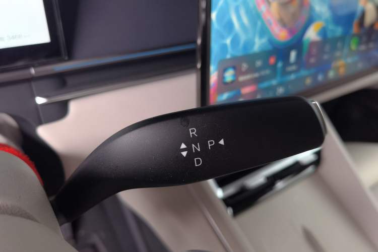 Used BYD Tang L 2025 EV 670KM LiDAR Flagship Version Gear Lever