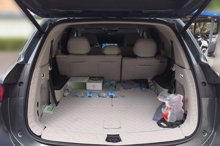 Used BYD Tang L 2025 EV 670KM LiDAR Flagship Version Trunk