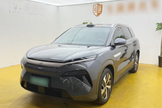 Used BYD Tang L 2025 DM 215KM LiDAR Flagship Model